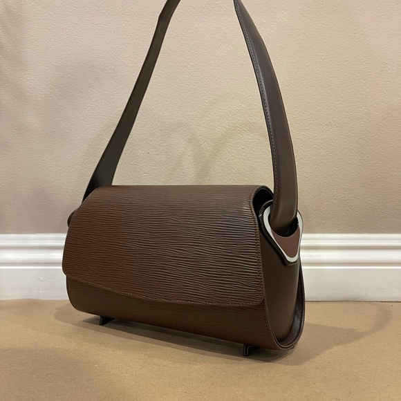 Louis Vuitton Brown Epi Nocturne PM - Picture 4 of 6